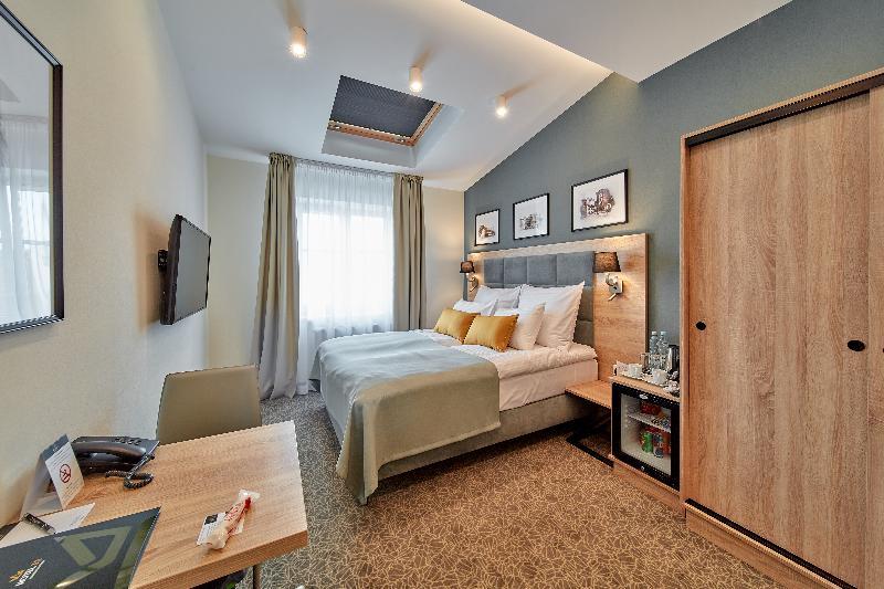 Hotel 32 Old Town 3*